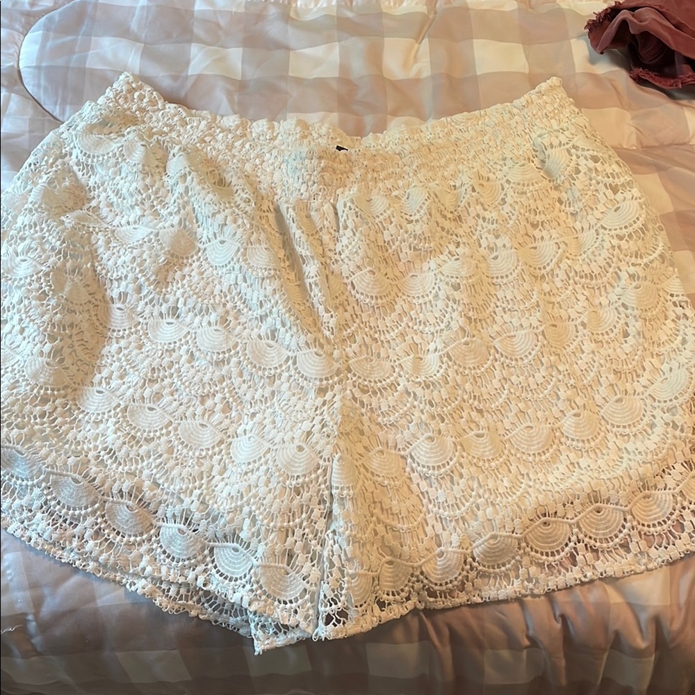 Lace shorts